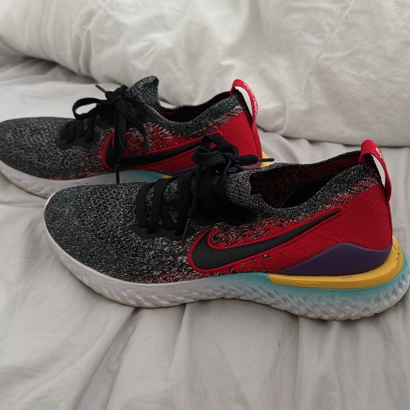 Epic React Flyknit 2 "Black/Hyper Jade" sneakers - Picture 3 of 6